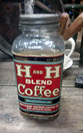 Clear one-pound H and H Blend Crystalvac — Corpus Christi collector’s photo from an Austin shop before Mac recovered the jar Forwarded photo: clear labeled one-pound Crystalvac (Austin antique shop, Oct 2016)