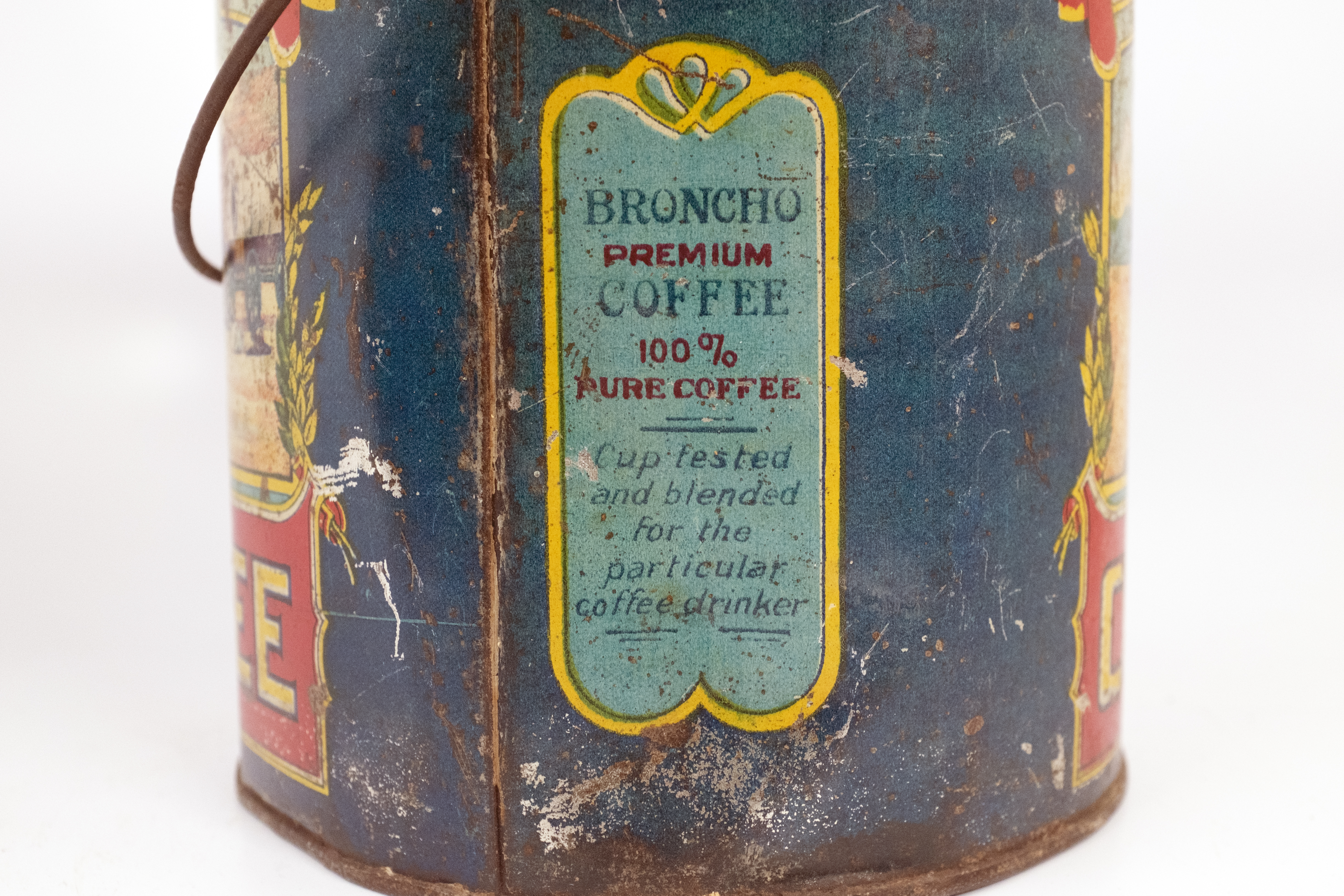 Broncho tin — left side detail zoom 1.